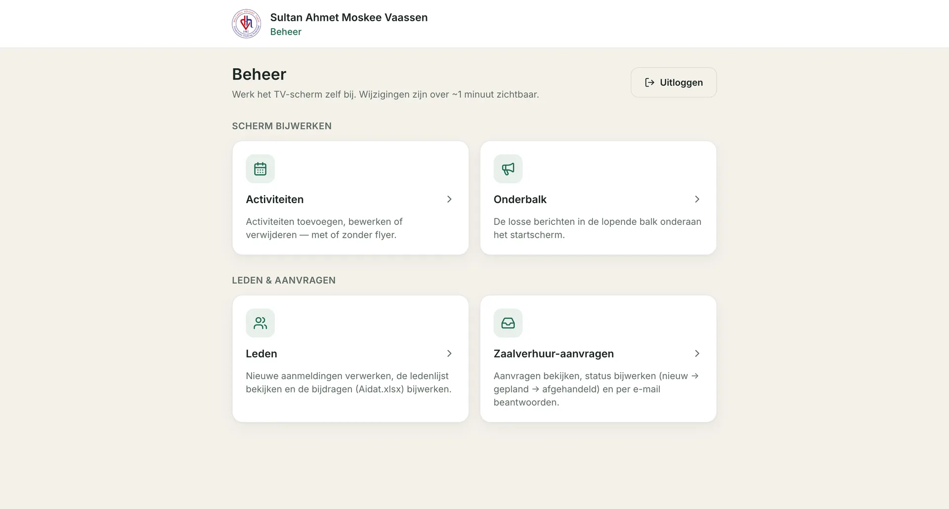 De beheer-tool: vier kaarten waarmee het bestuur het scherm bijwerkt, de leden bijhoudt en zaalverhuur-aanvragen afhandelt.